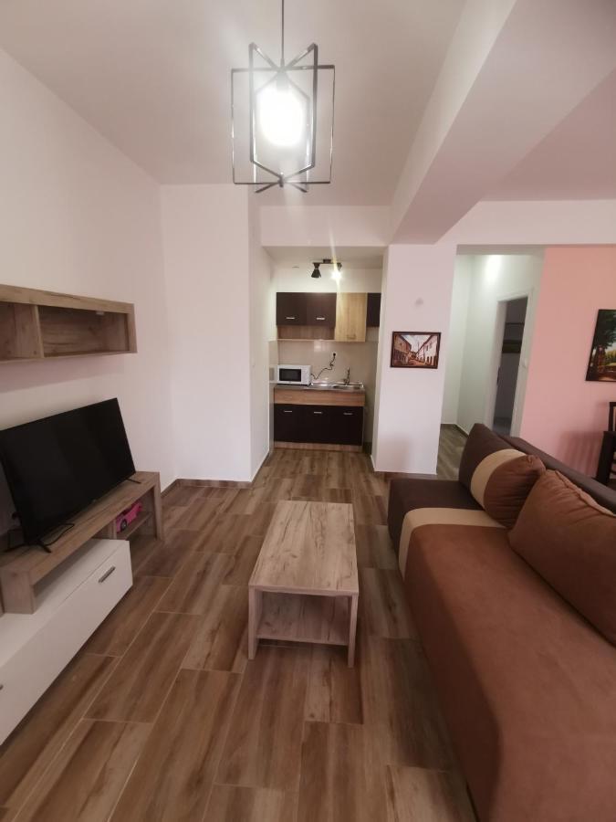 Crown Apartments スコピエ エクステリア 写真