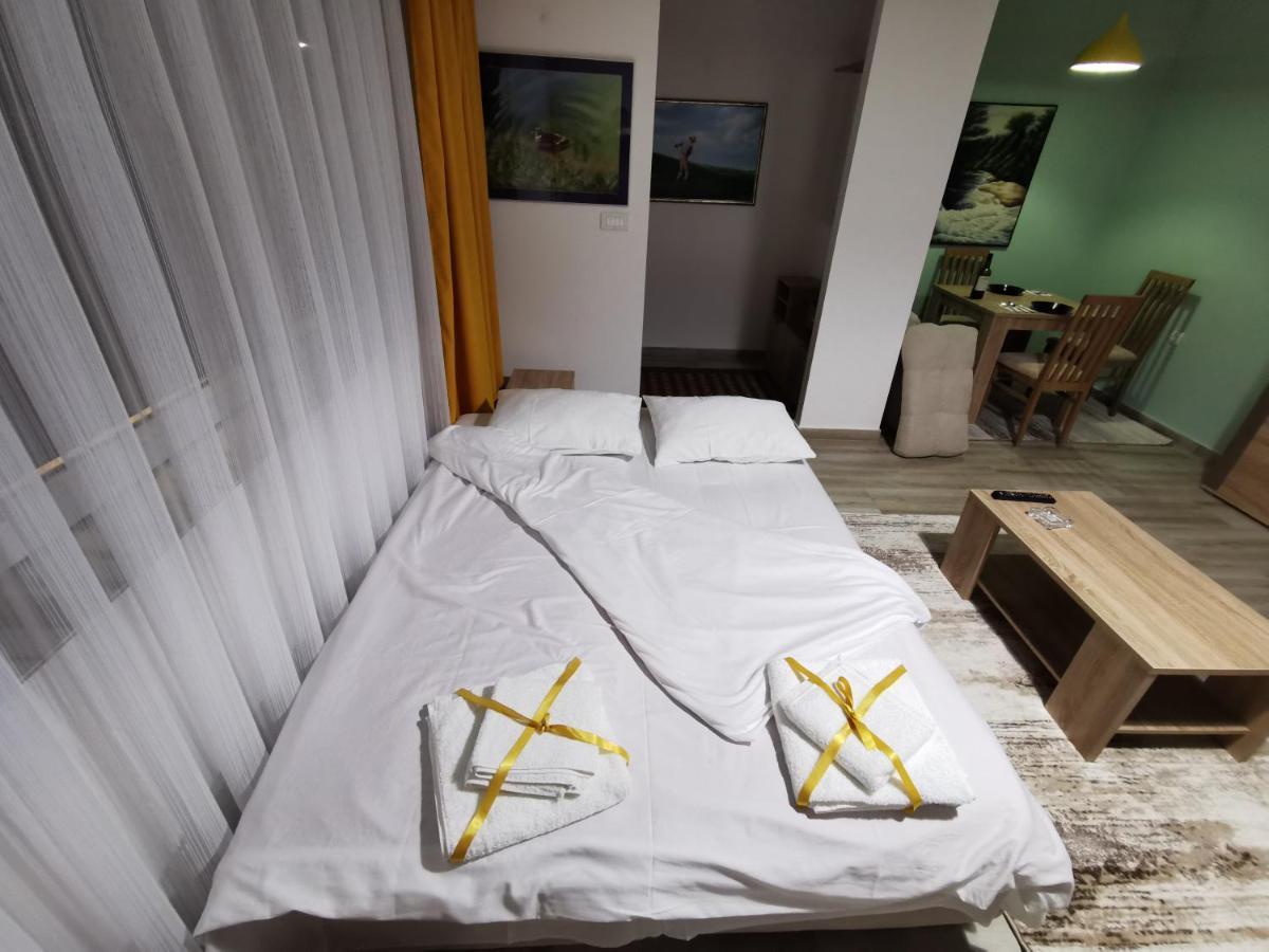 Crown Apartments スコピエ エクステリア 写真