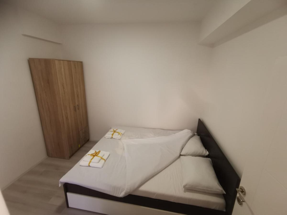 Crown Apartments スコピエ エクステリア 写真