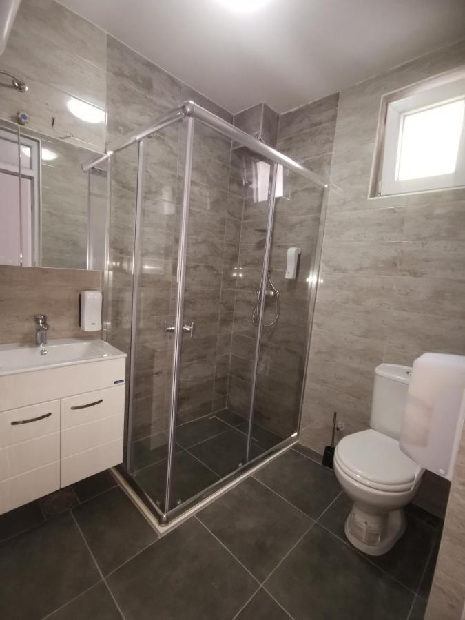 Crown Apartments スコピエ エクステリア 写真