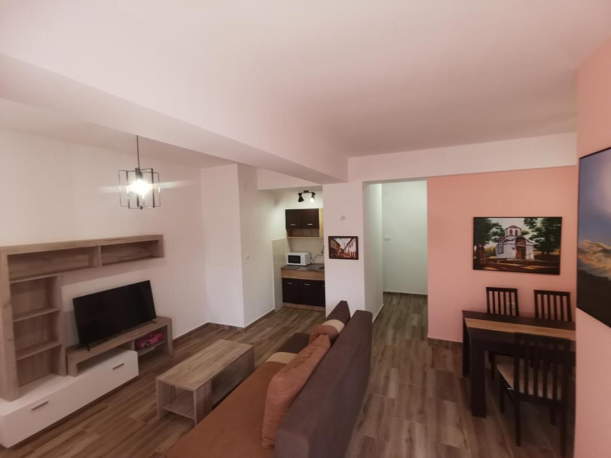 Crown Apartments スコピエ エクステリア 写真