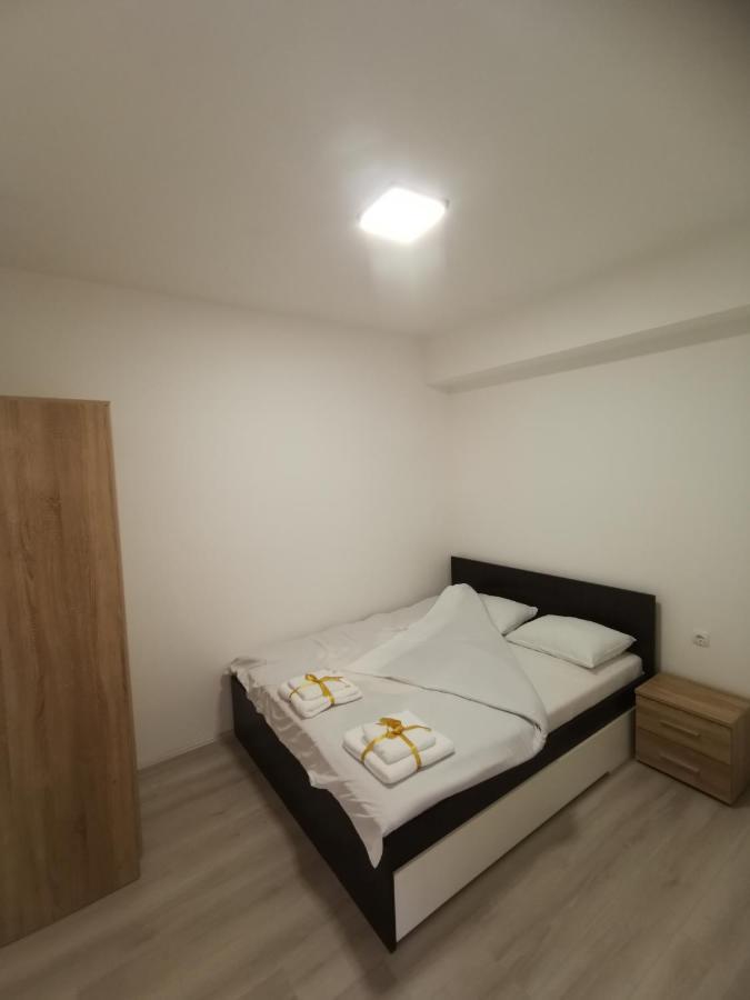 Crown Apartments スコピエ エクステリア 写真